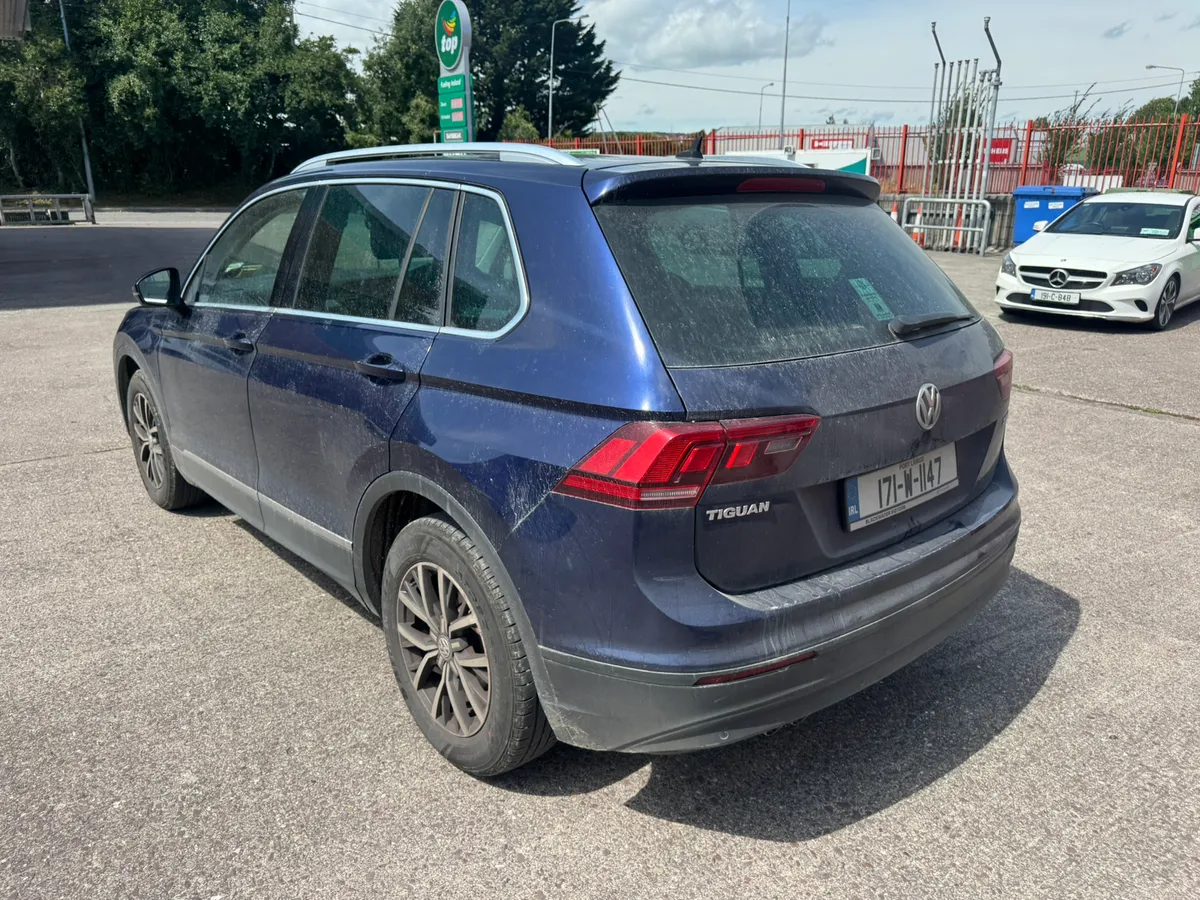 171 VW jeep no damage - Image 3