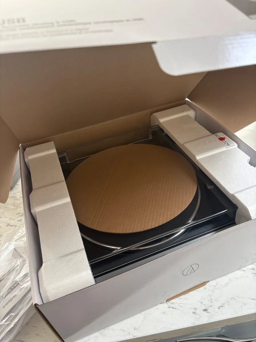 Turntable (brand new) - Image 2