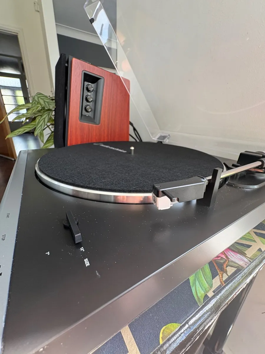 Turntable (brand new) - Image 3