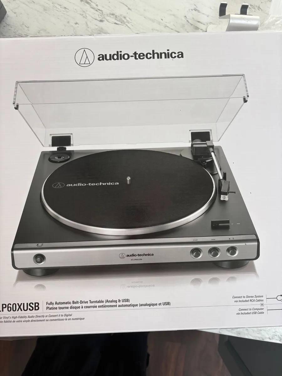 Turntable (brand new) - Image 1