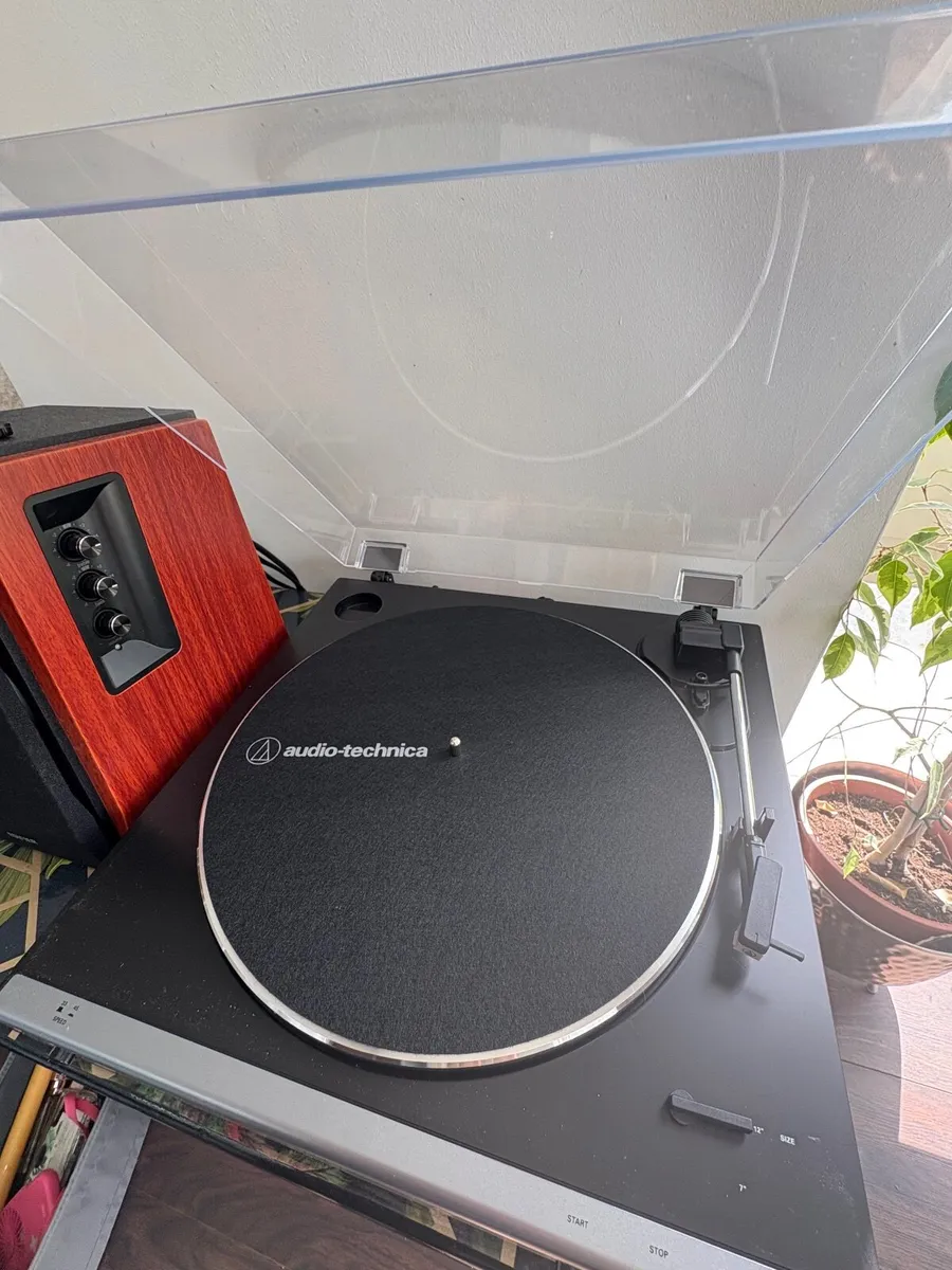 Turntable (brand new) - Image 4