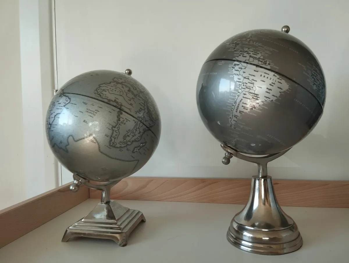 Deco Globes 15e / each - Image 1
