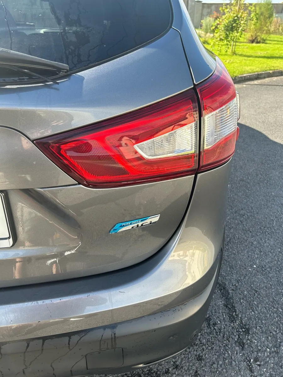 Nissan Qushqai automatic - Image 3