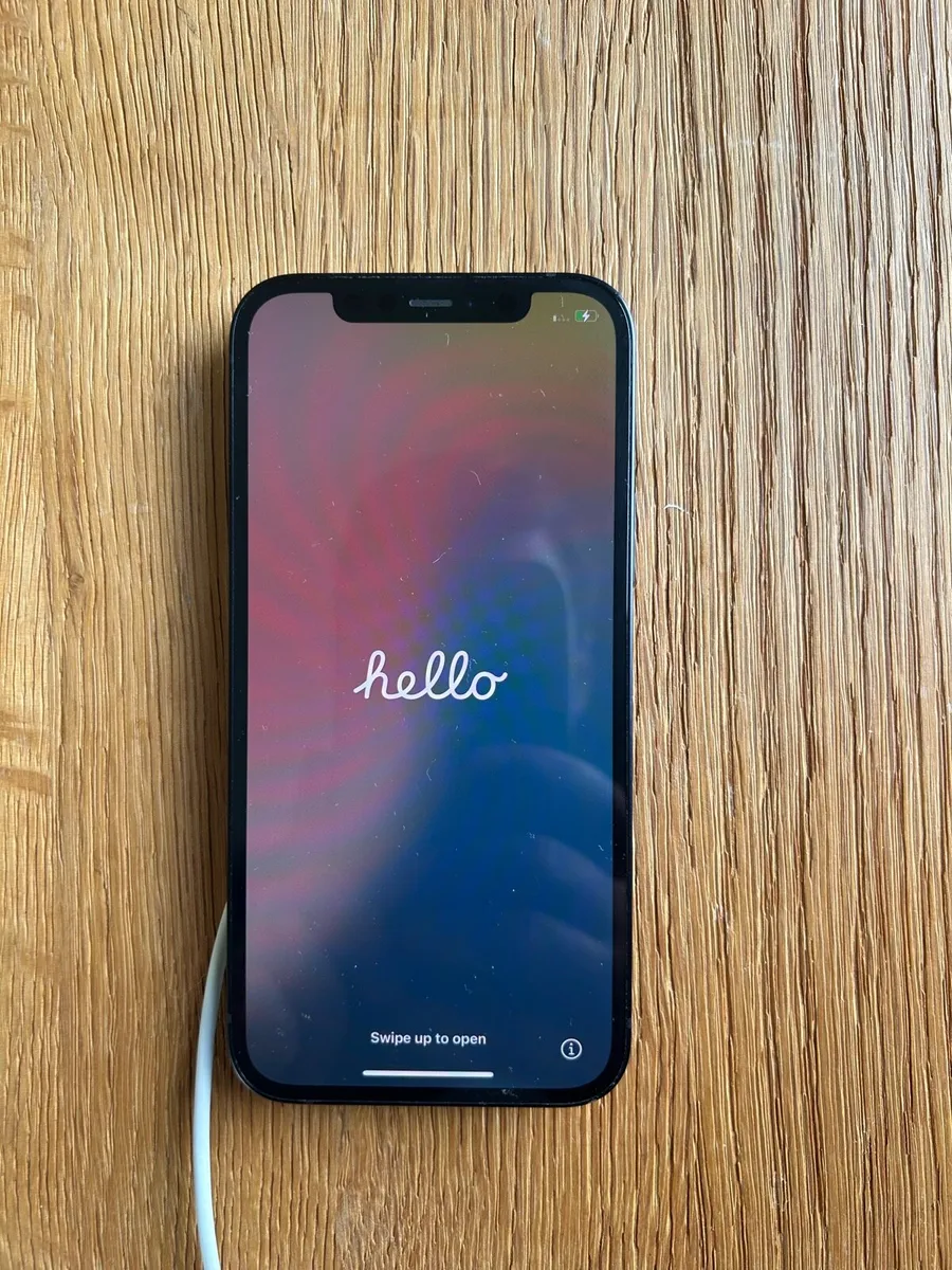 iPhone 12 - Image 1