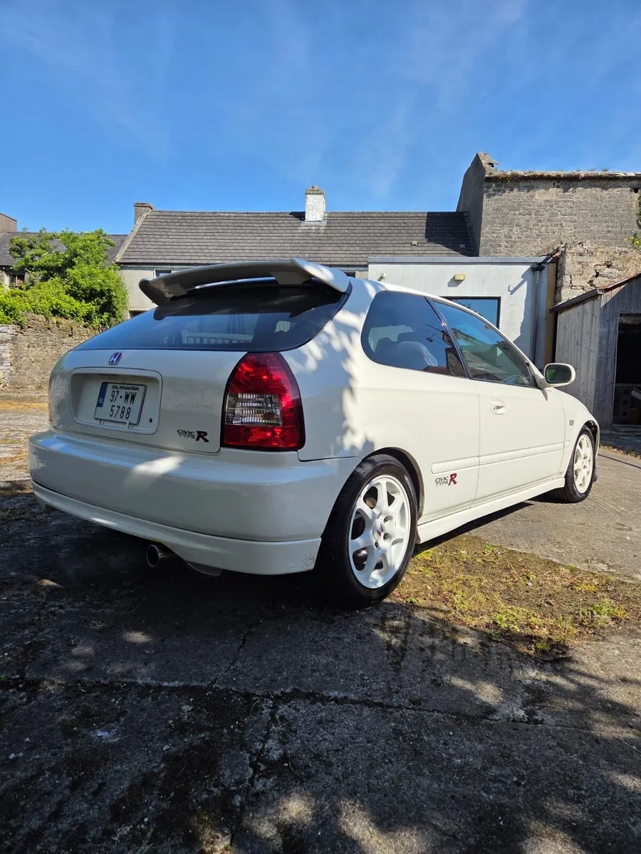 Honda civic EK9 Type R - Image 1