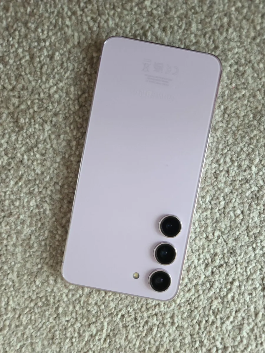 Samsung 23 phone - Image 1