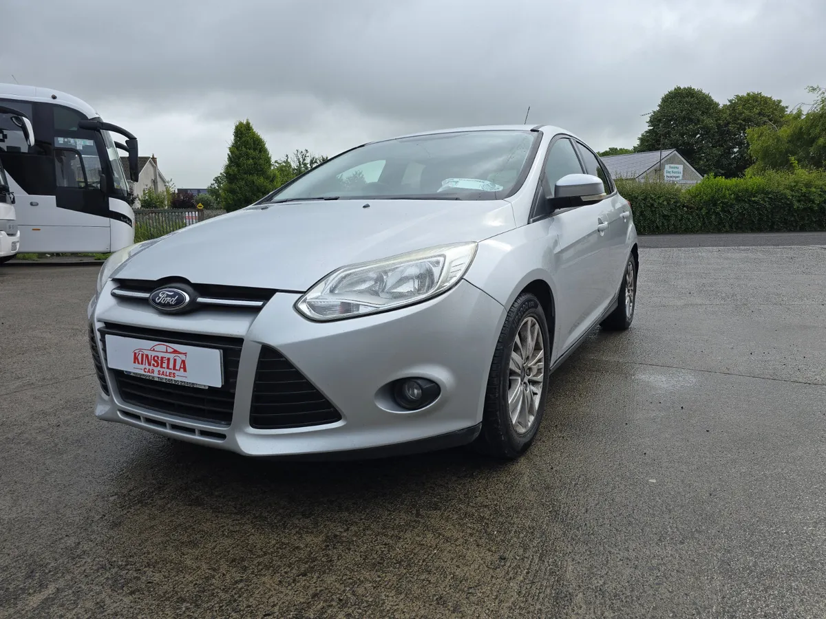 Ford Focus 2012 - Image 1