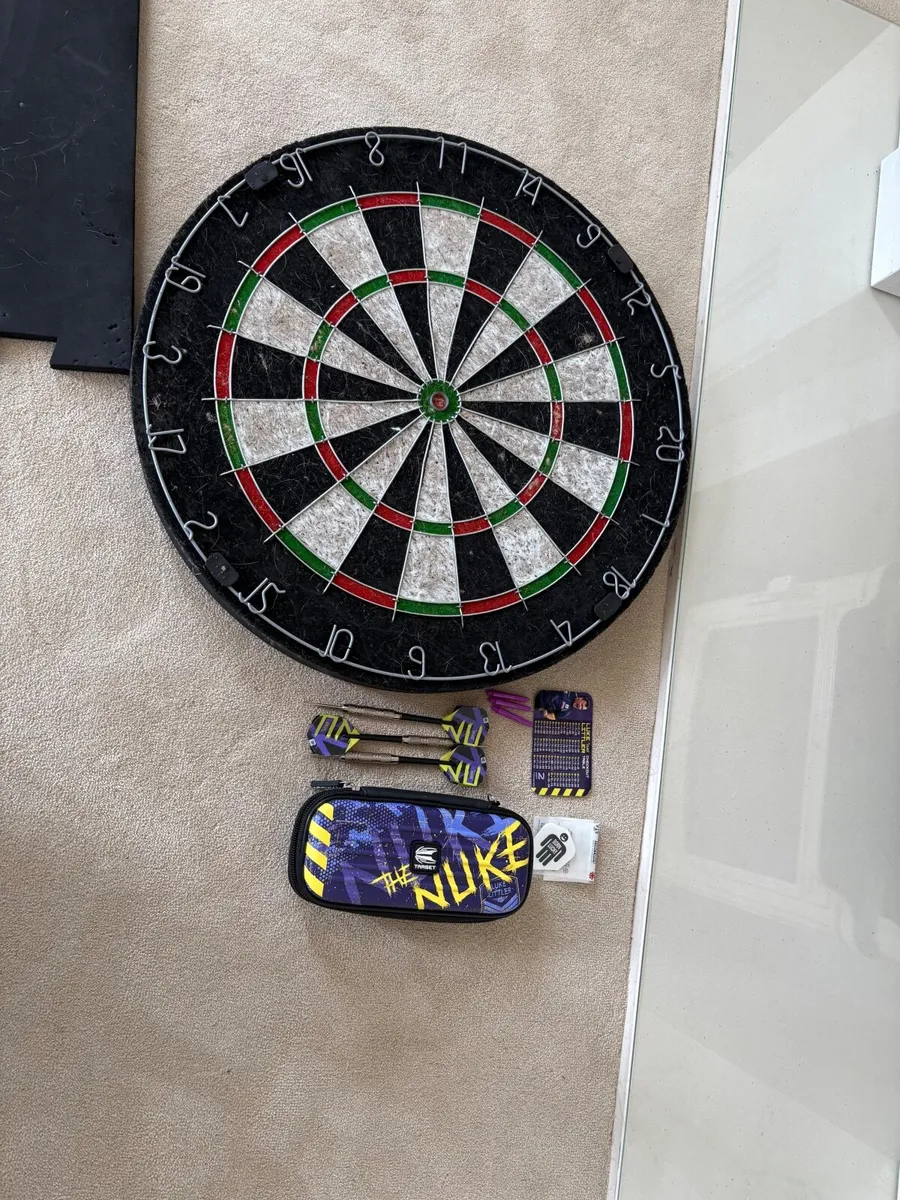 Darts starter set - Image 1