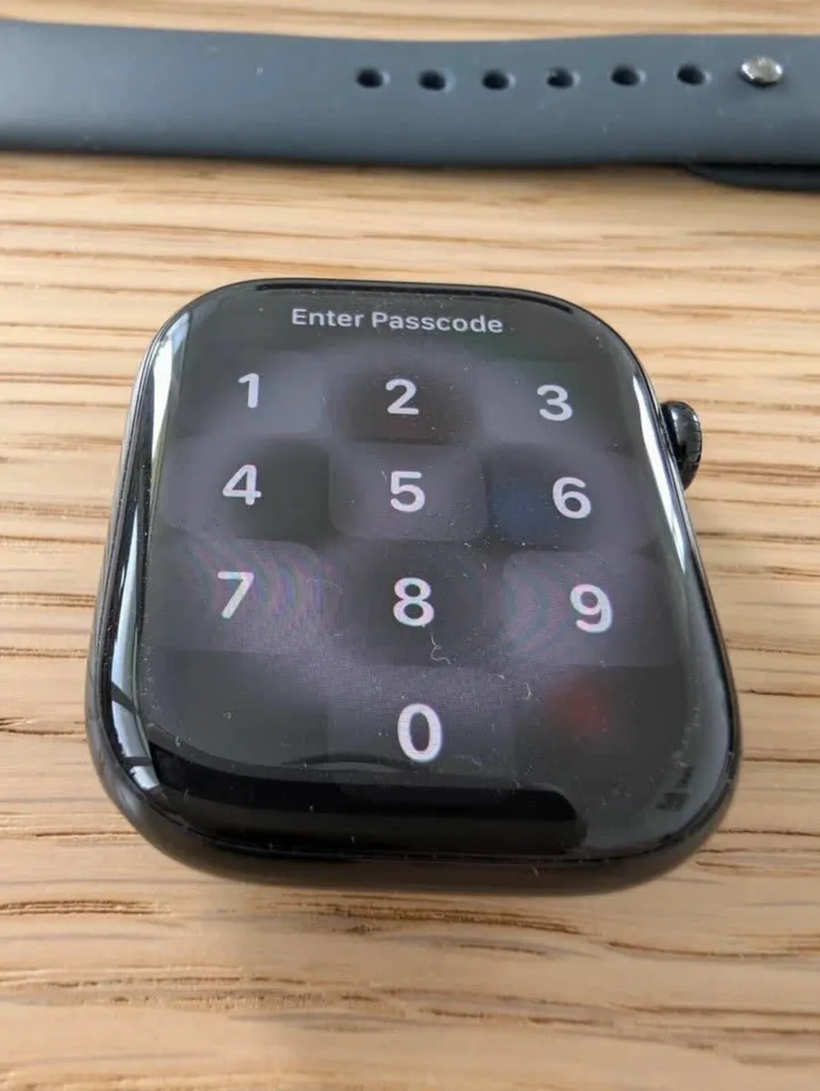 Apple Watch Series 10 46mm - Image 4