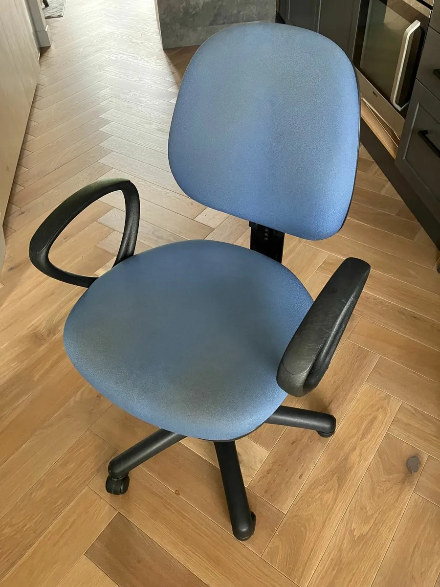 Office Chair - Image 2