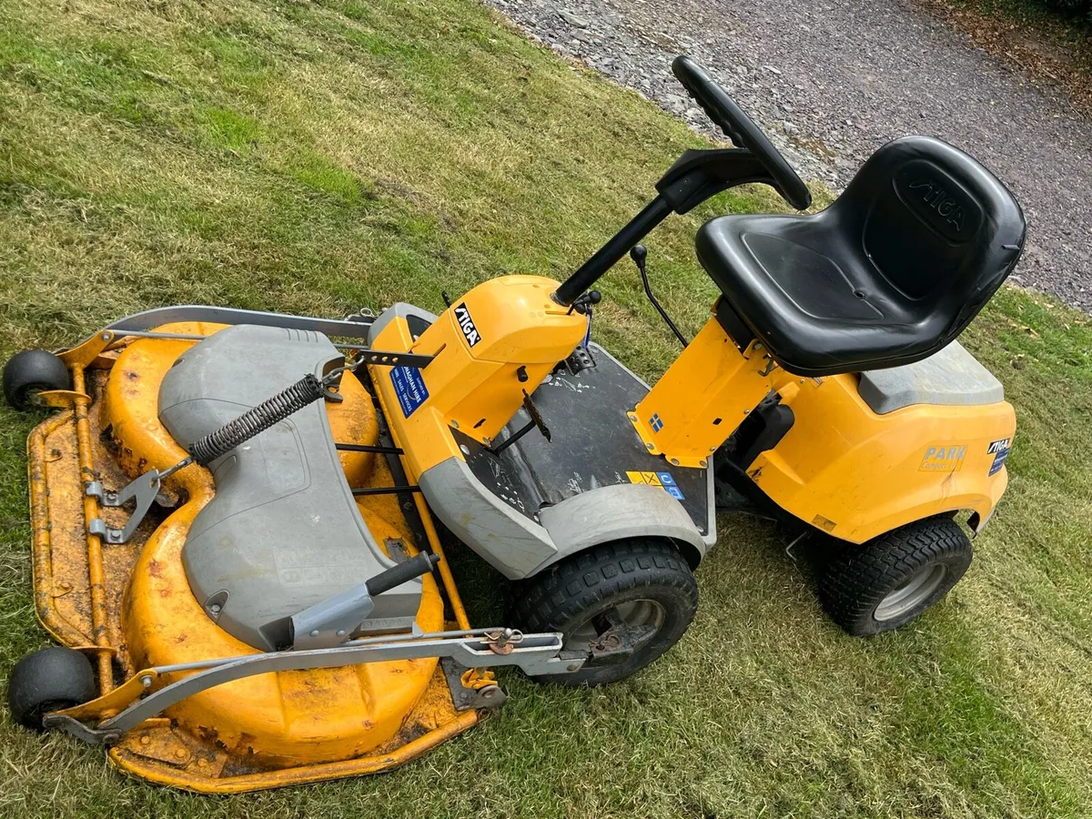 Front deck stiga mower - Image 2