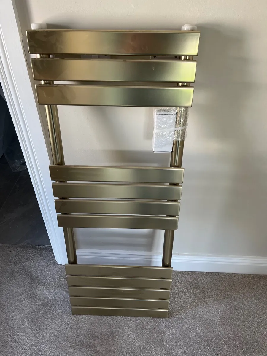Brushed brass(Gold) Heated Towel rail