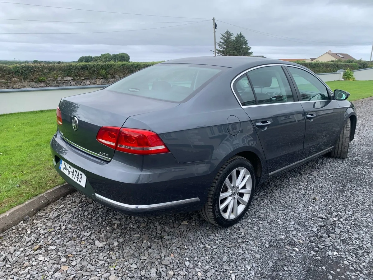 2014 Vw Passat 2.0 Tdi Executive *High Spec* - Image 3