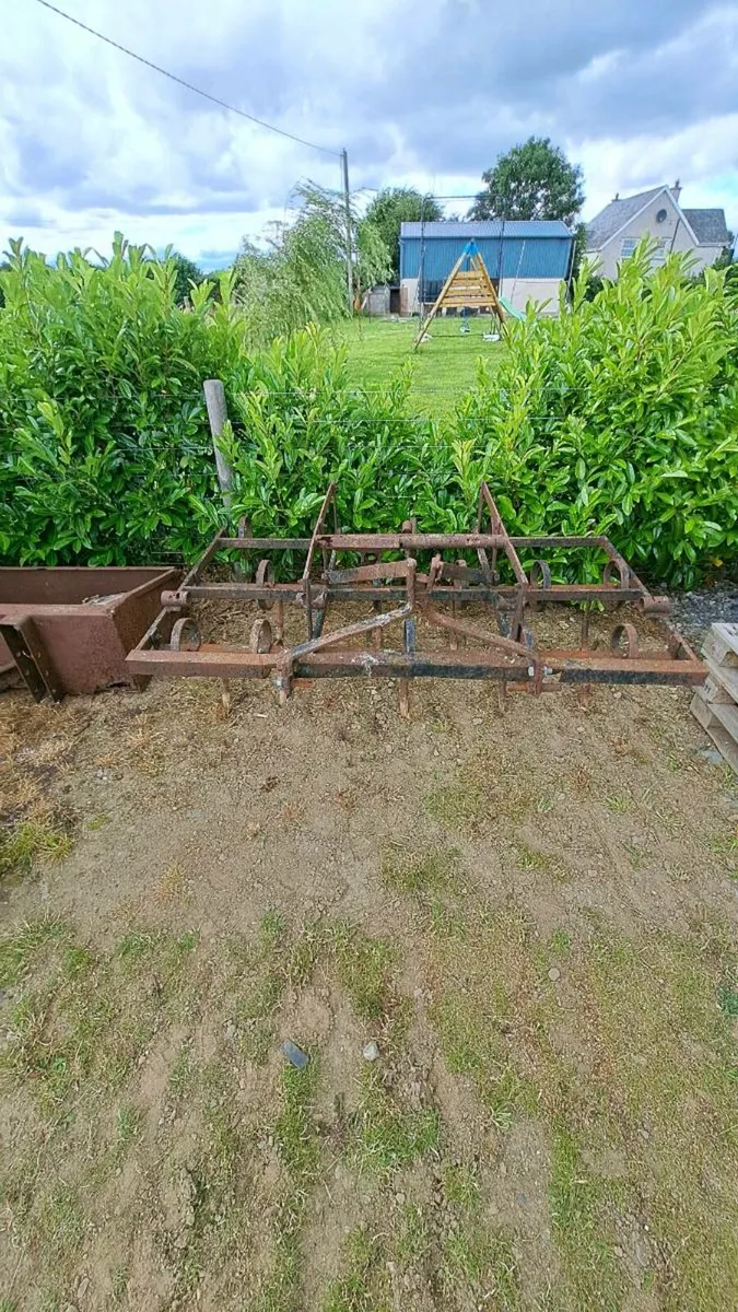 Vintage implements - Image 4