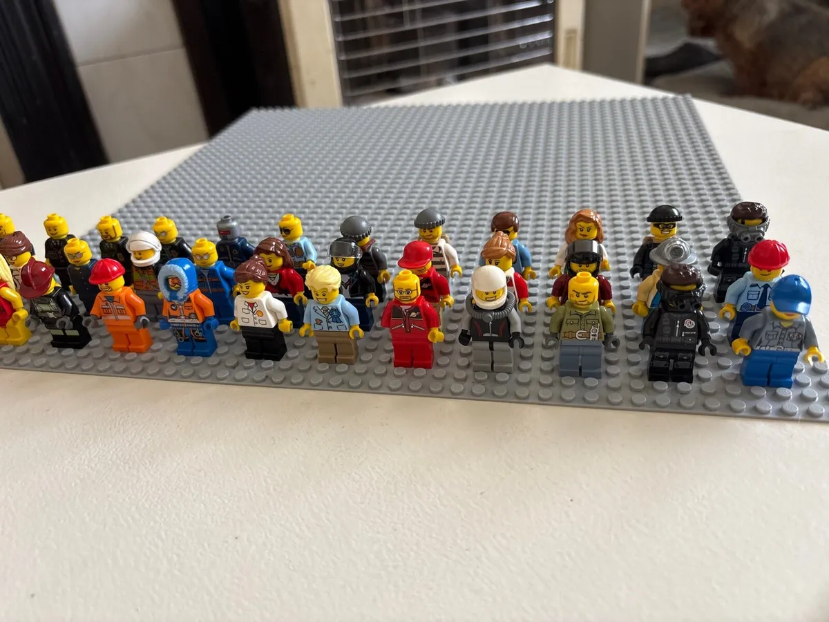 Lego figures - Image 2