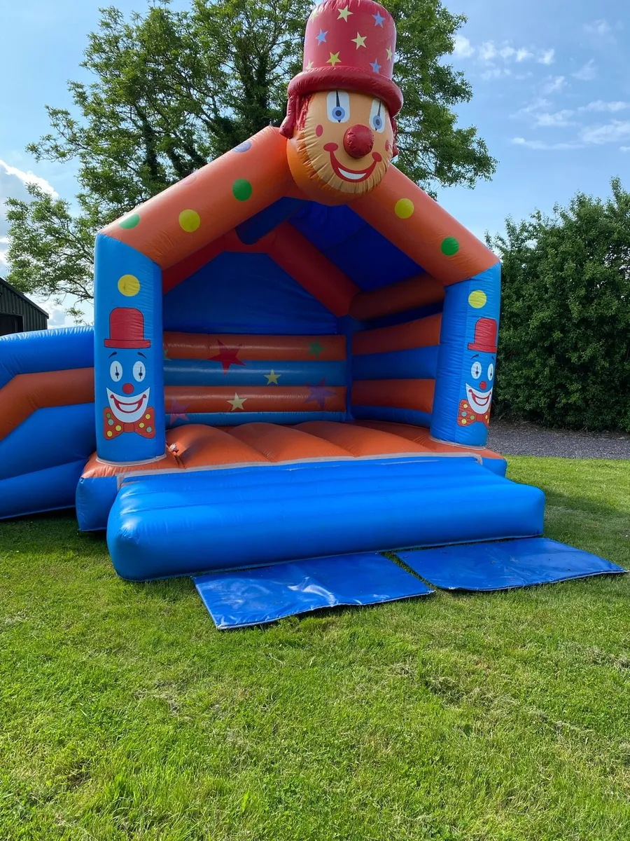 Clown 🤡 bouncy castle - Image 3