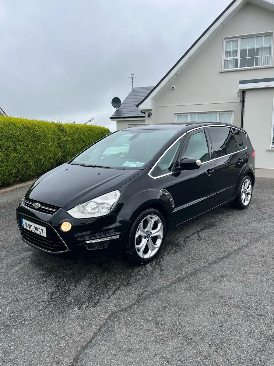 Ford Smax 7seater titanium model - Image 1