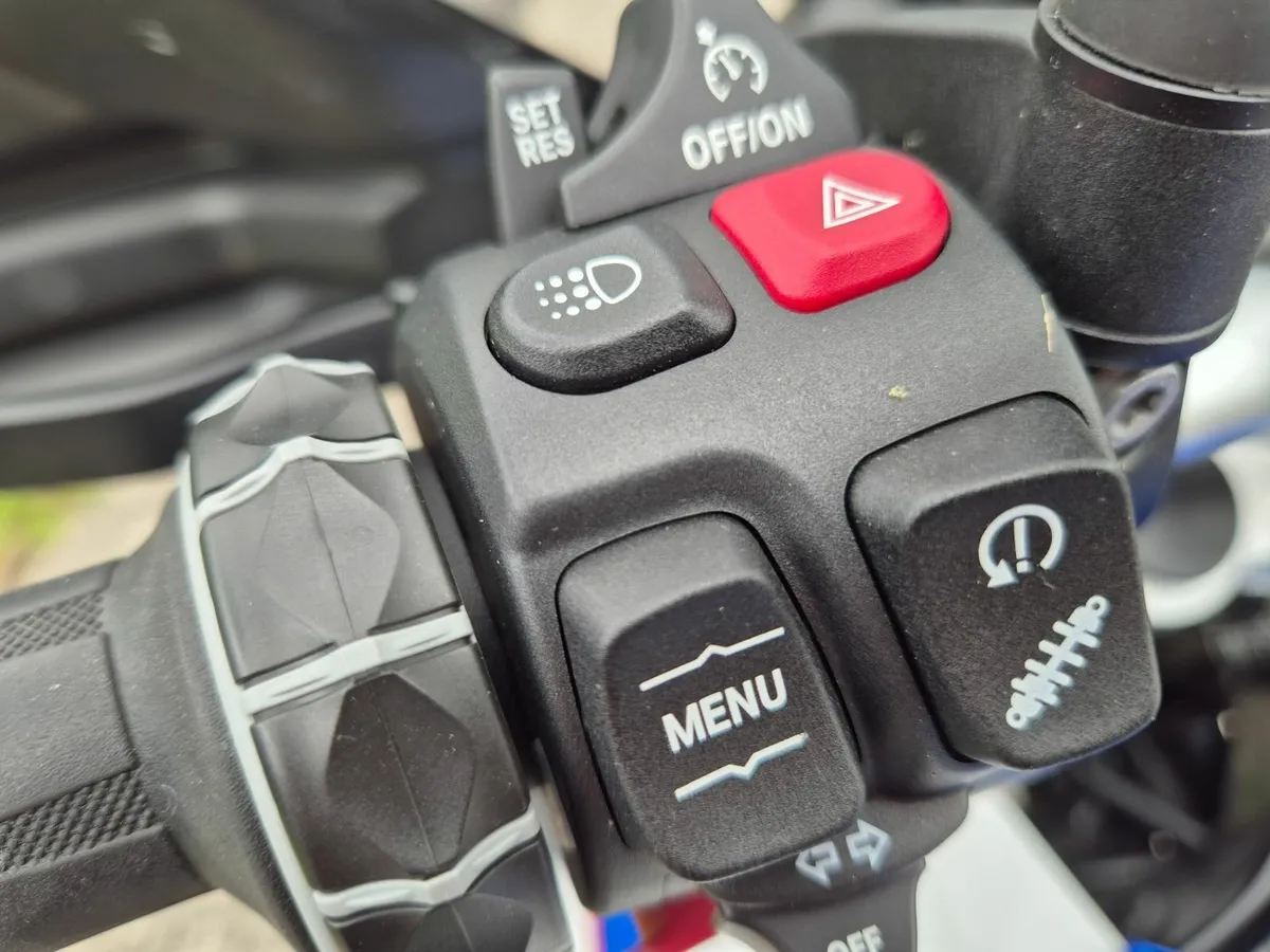BMW F 750 GS 2023 - Image 3