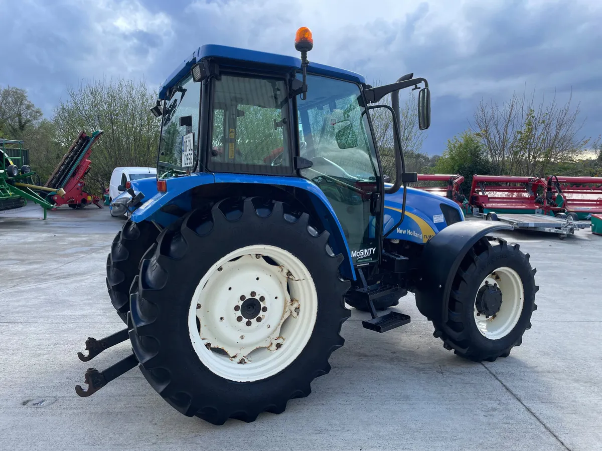 2007 New Holland TL100A - Image 3