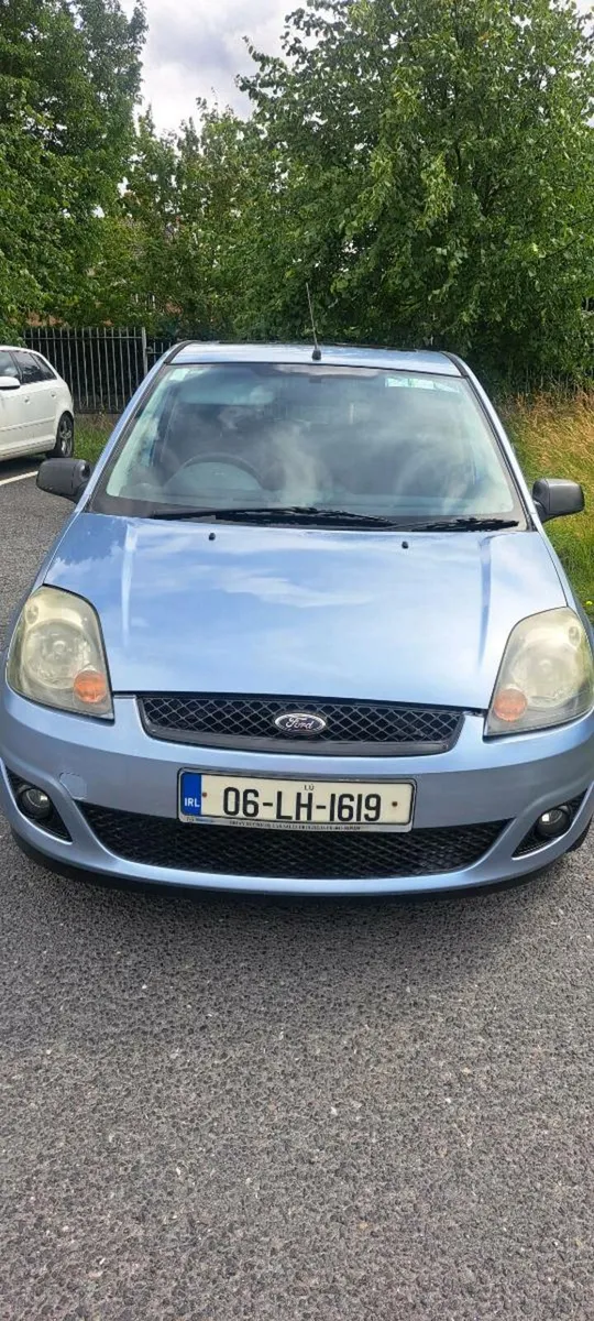 Car - Image 1
