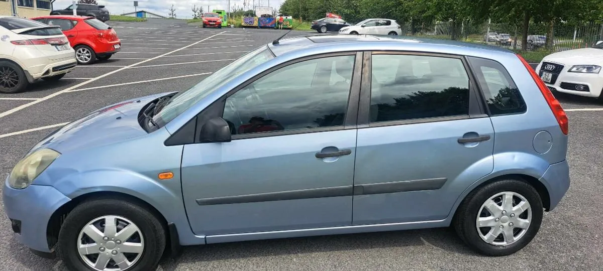 Car - Image 3