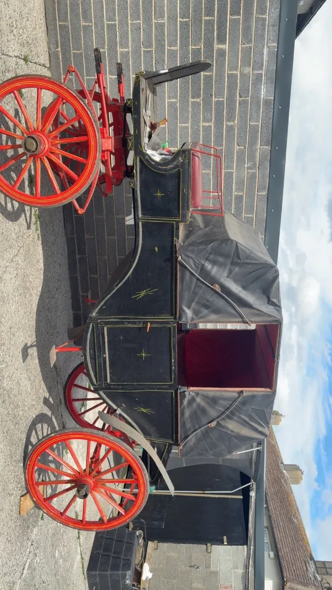 Carriage - Image 1