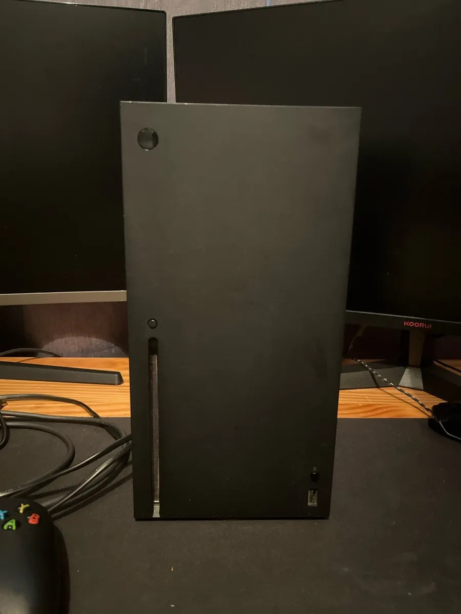 Xbox series X + Xbox external hard drive 2tb - Image 3