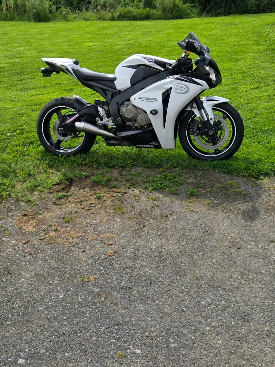 Motorcycle - Image 1