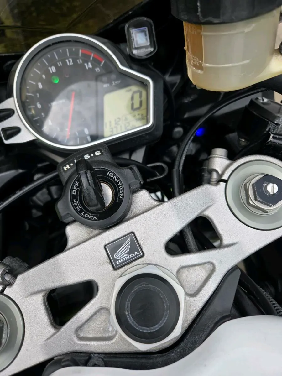 Motorcycle - Image 3