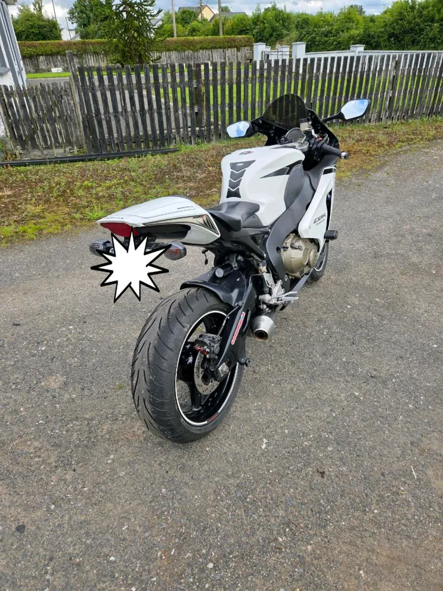 Motorcycle - Image 4