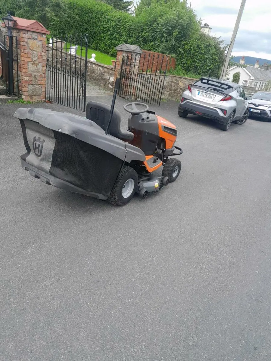 Lawnmower - Image 4