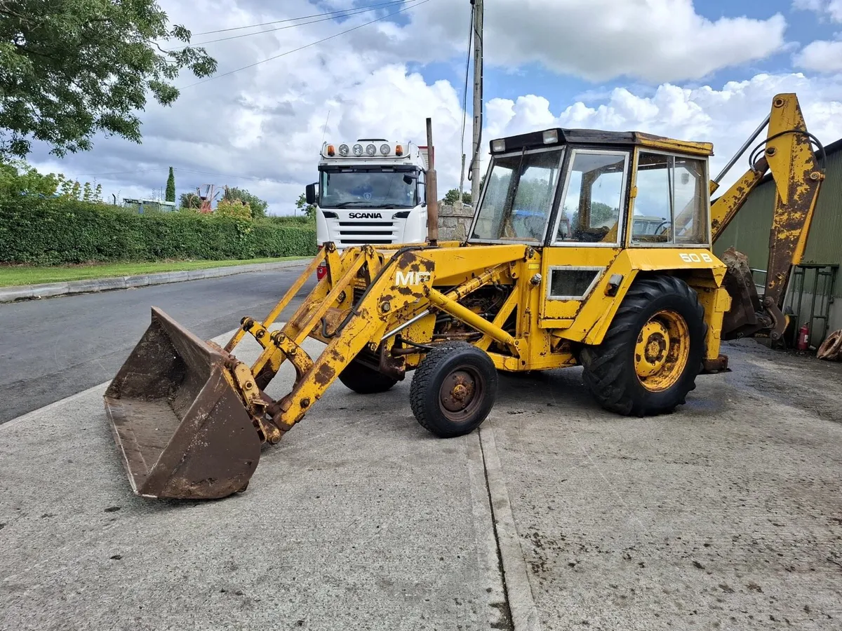 Massey 50b Digger - Image 2