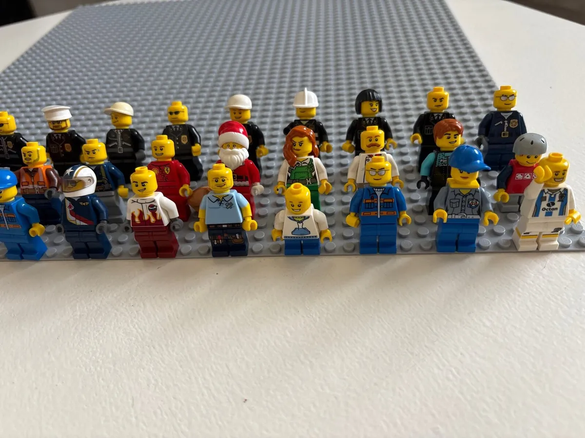 Lego figures - Image 2