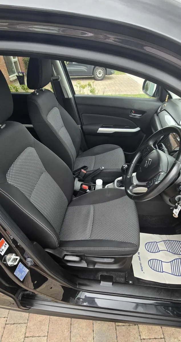 2017 Suzuki Vitara 1.6 SZ-T – Low Mileage - Image 2