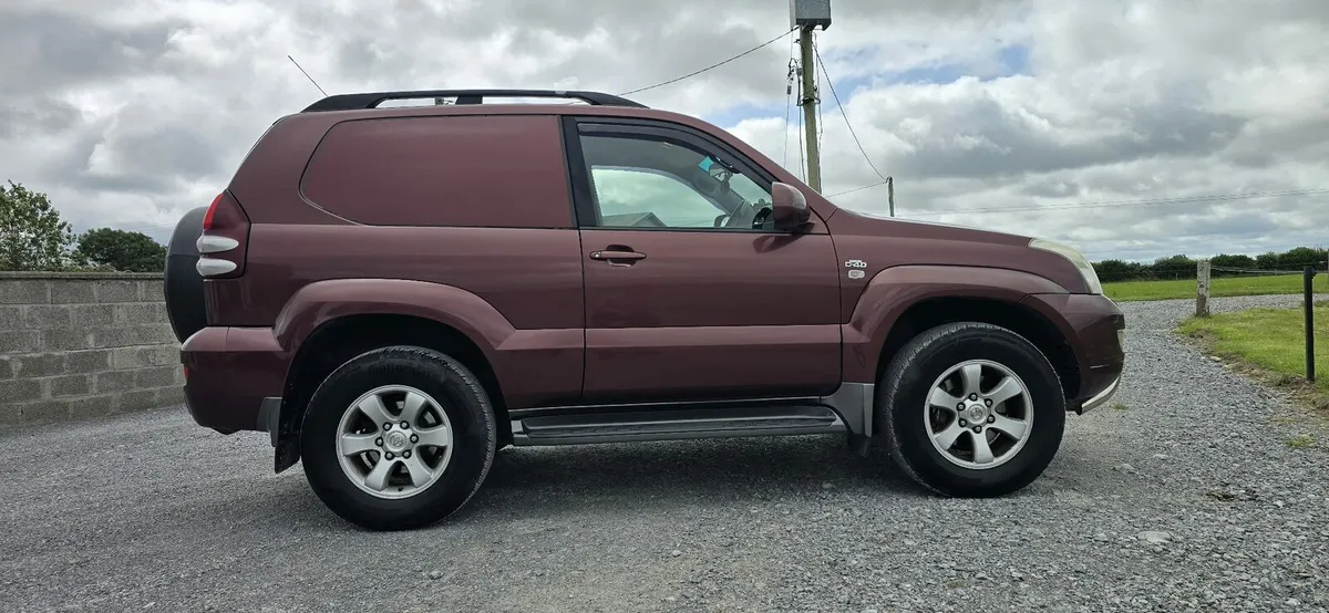 Toyota landcruser - Image 2