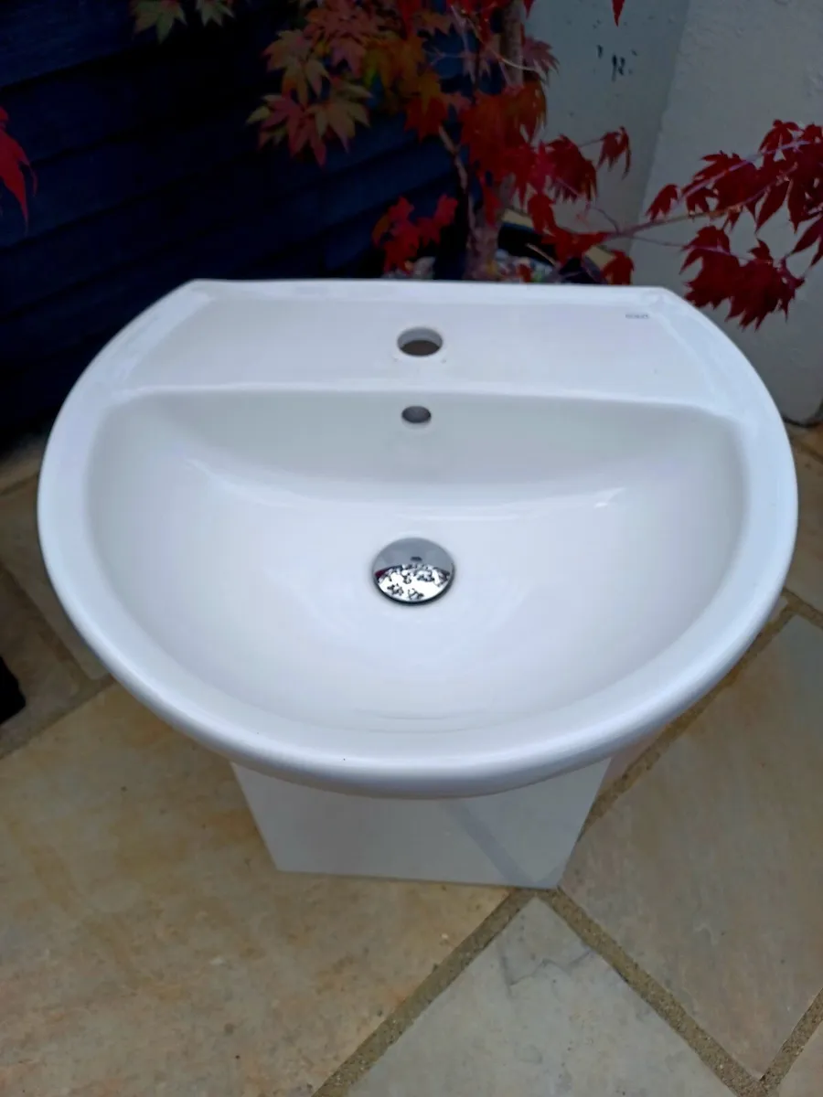 Sink and Vanity Unit - Image 2