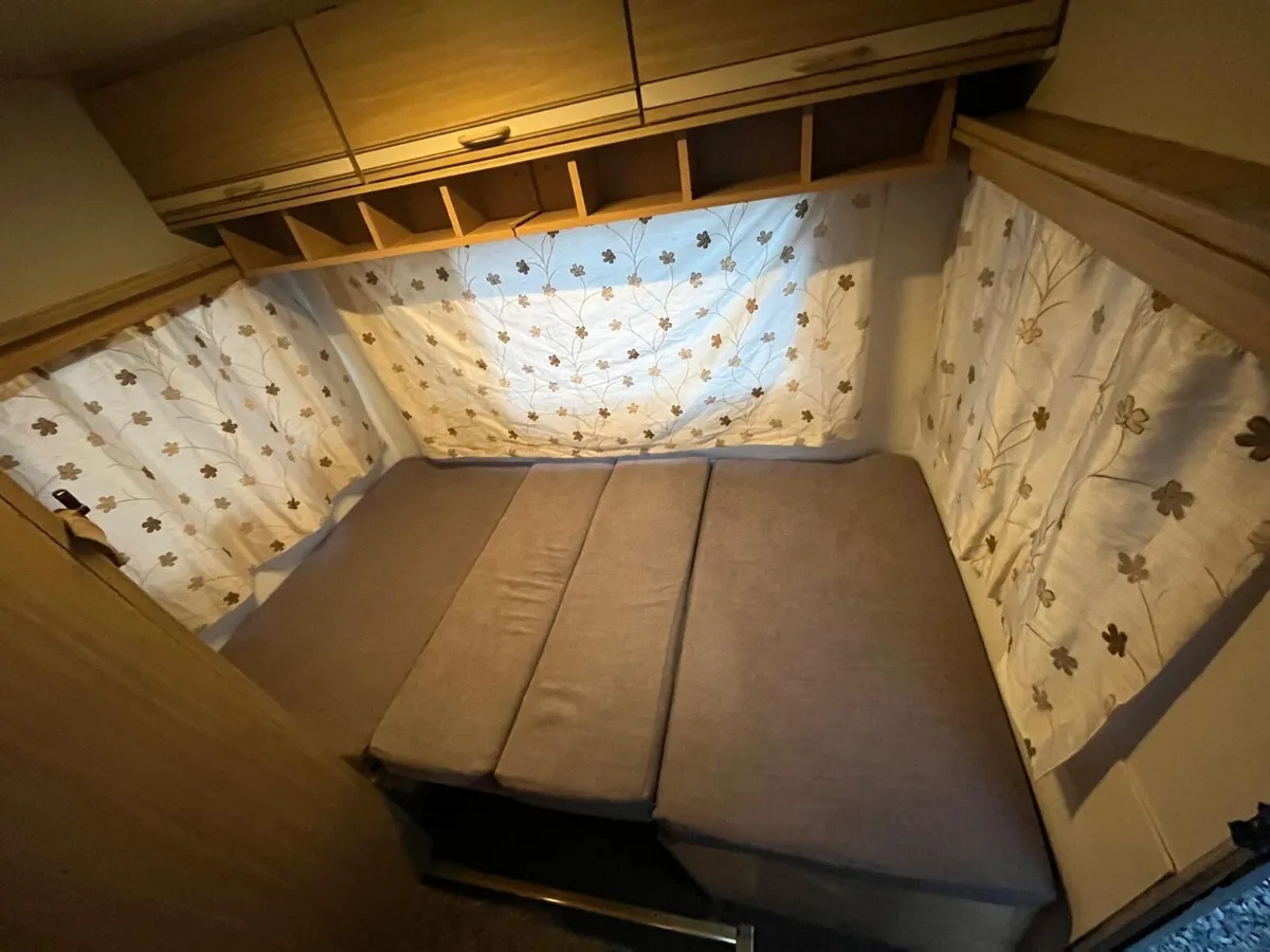 Caravan - Image 3