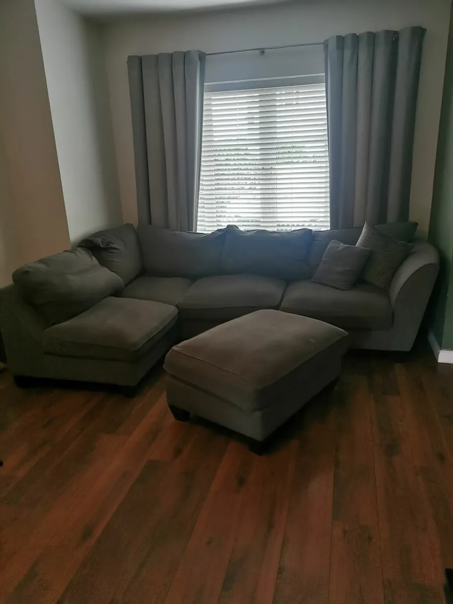 Corner Couch - Image 4