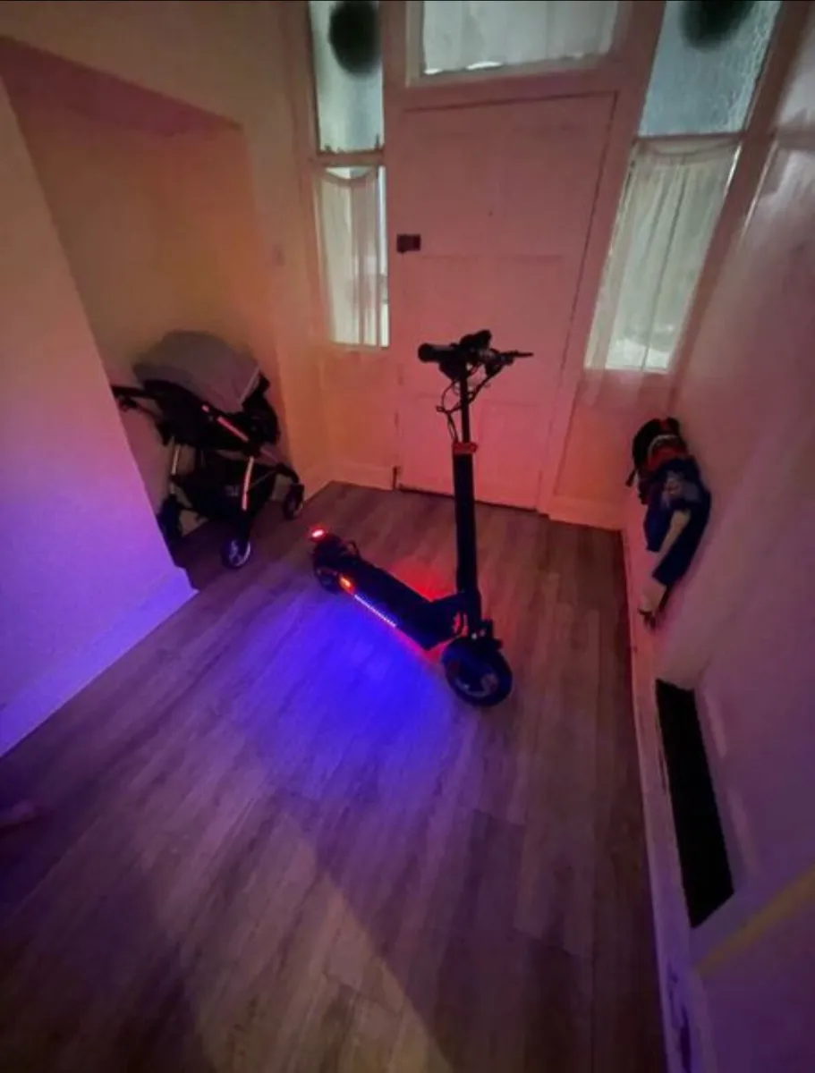 Electric scooter