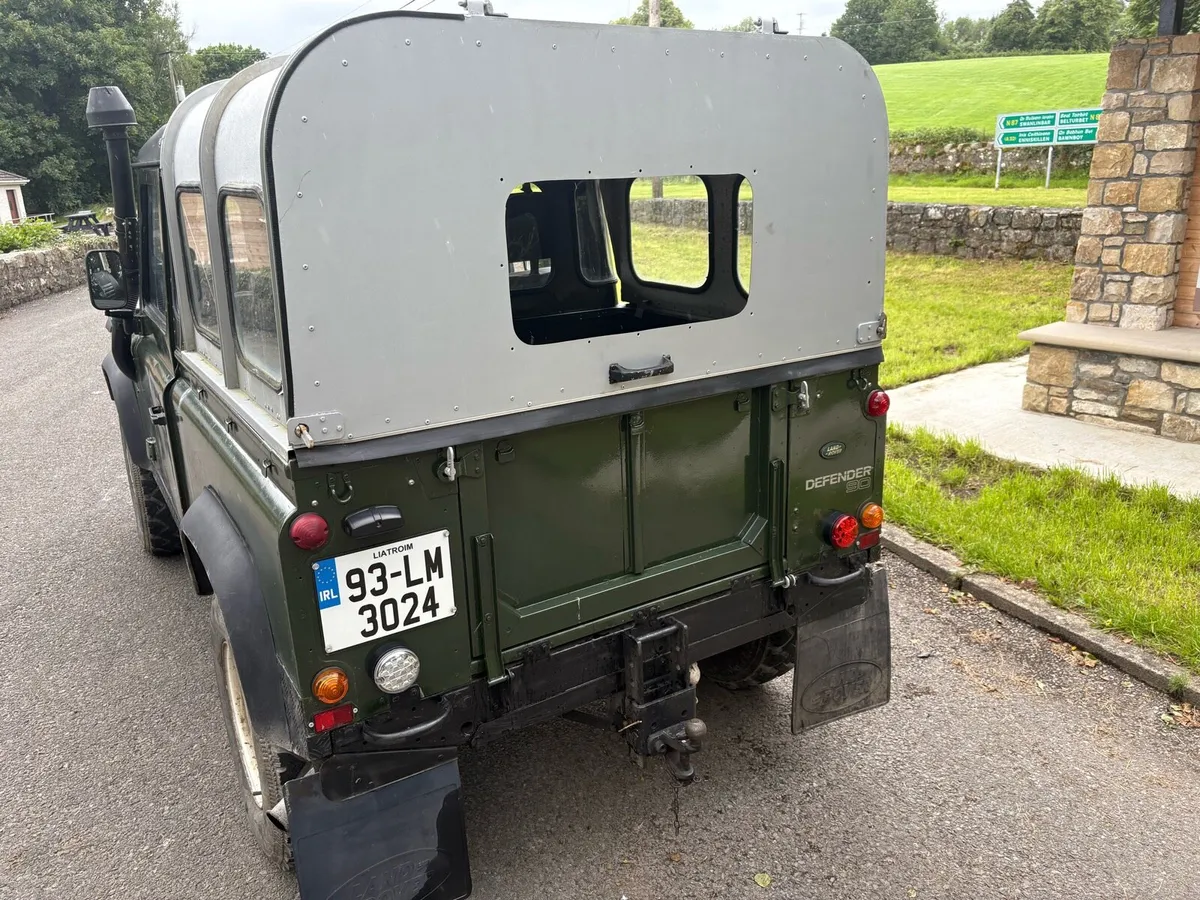 Landrover defender - Image 3