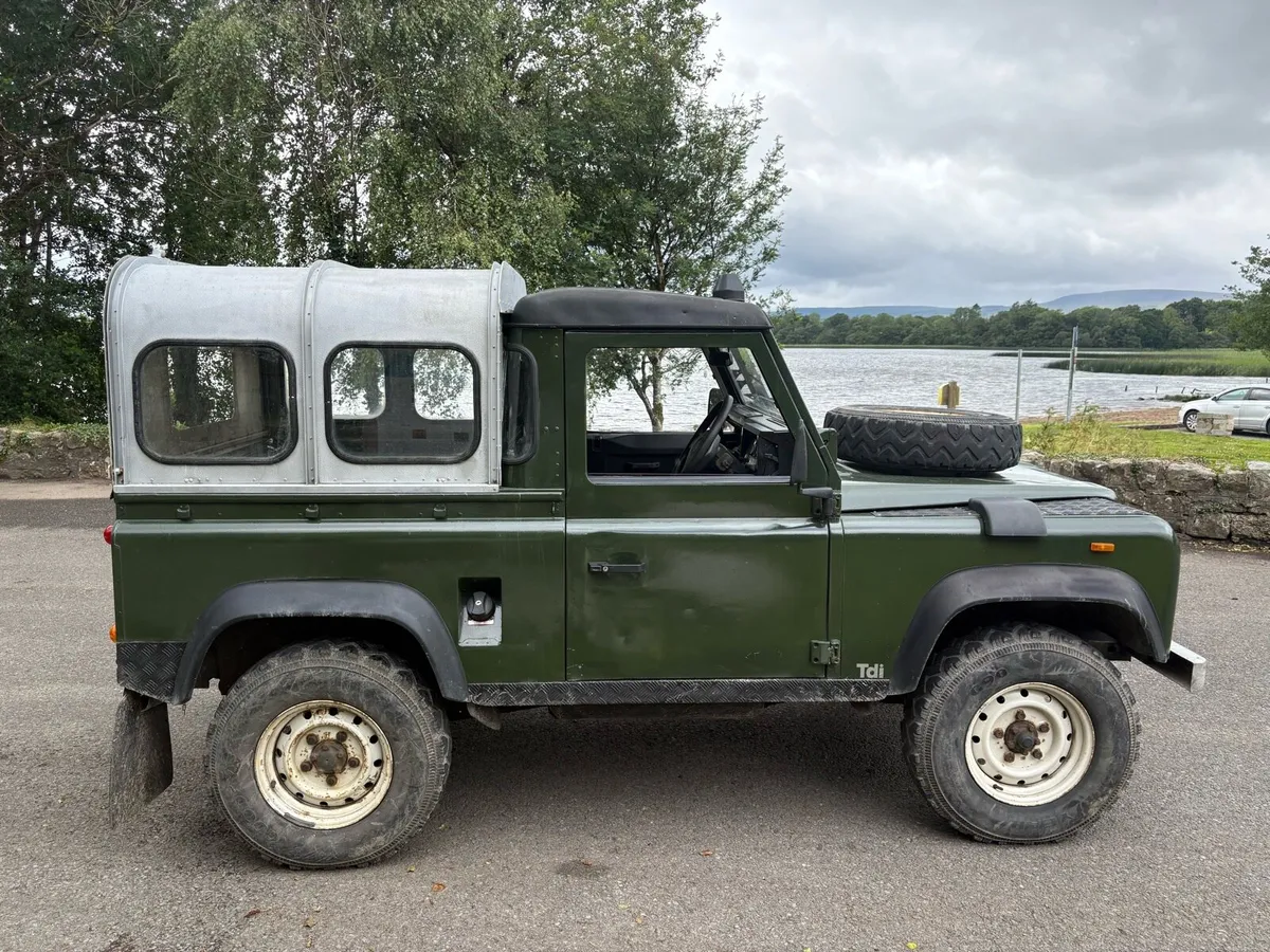 Landrover defender - Image 4