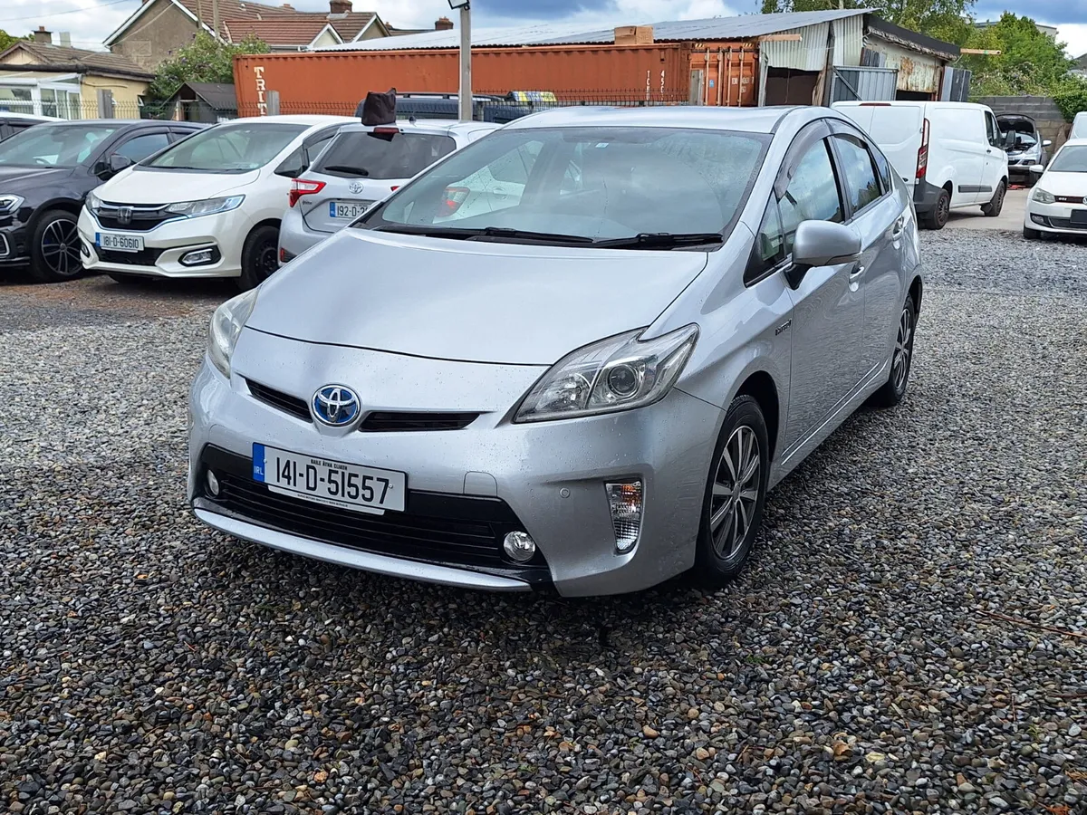 Toyota Prius 1.8L Hybrid | Automatic - Image 2