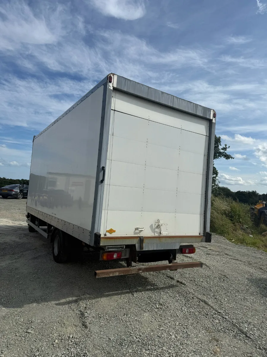Mistubshi Canter Box Body - Furniture Mover - Image 4