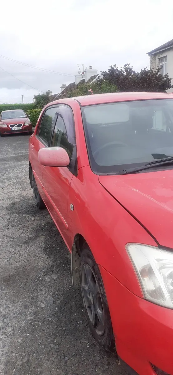Toyota Corolla 2004 - Image 2