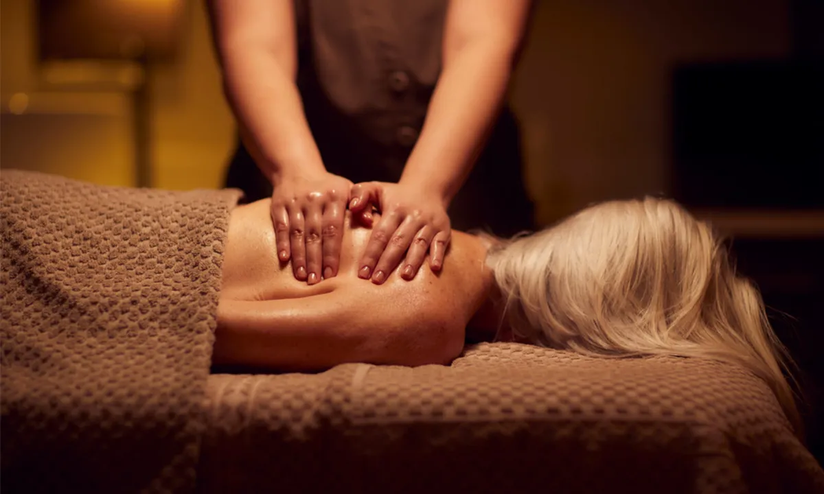 FULL BODY MASSAGE FOR WOMEN'S - Image 2