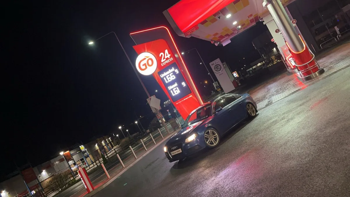 Audi a4 - Image 1