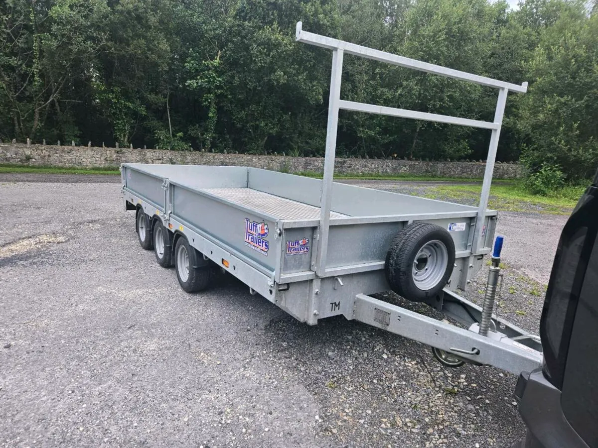 Trailer - Image 1