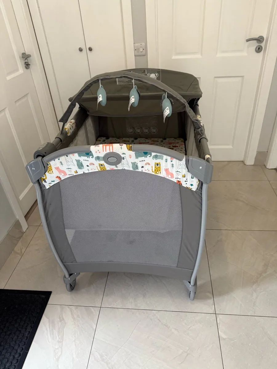 Graco Contour Electra travel cot - Image 4