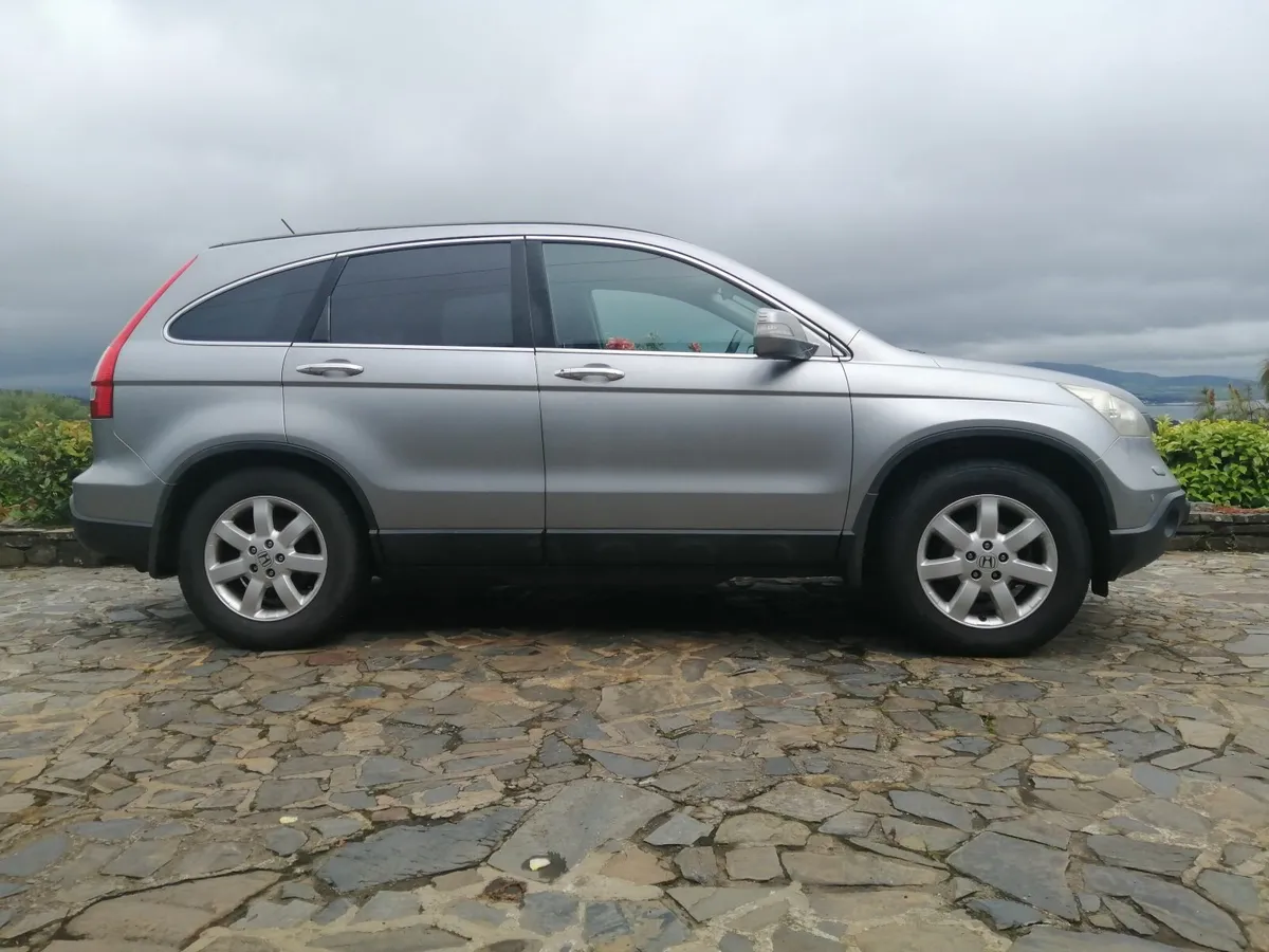 Honda CR-V 2007 - Image 1