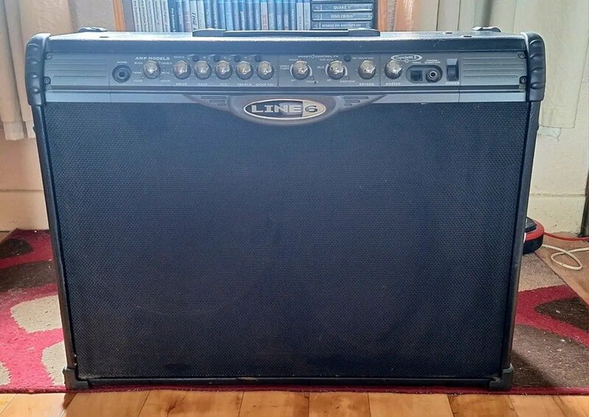 Line 6 Spider II Guitar Amp - Image 1